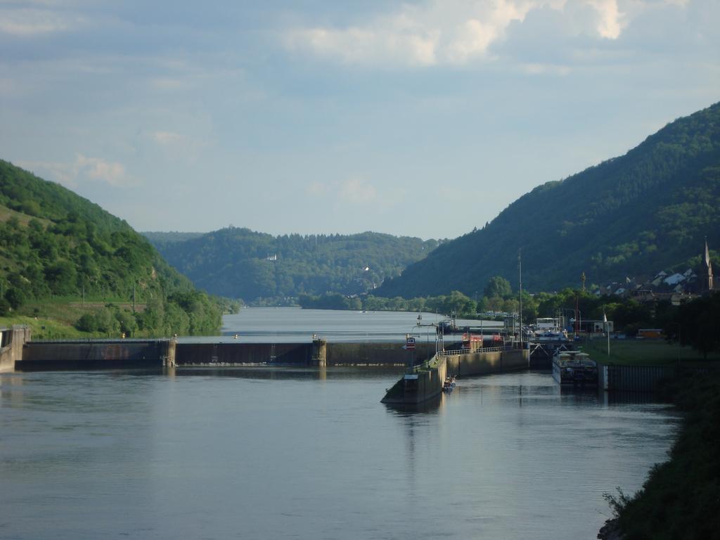 Residenz Moselstausee Sankt Aldegund Exteriör bild